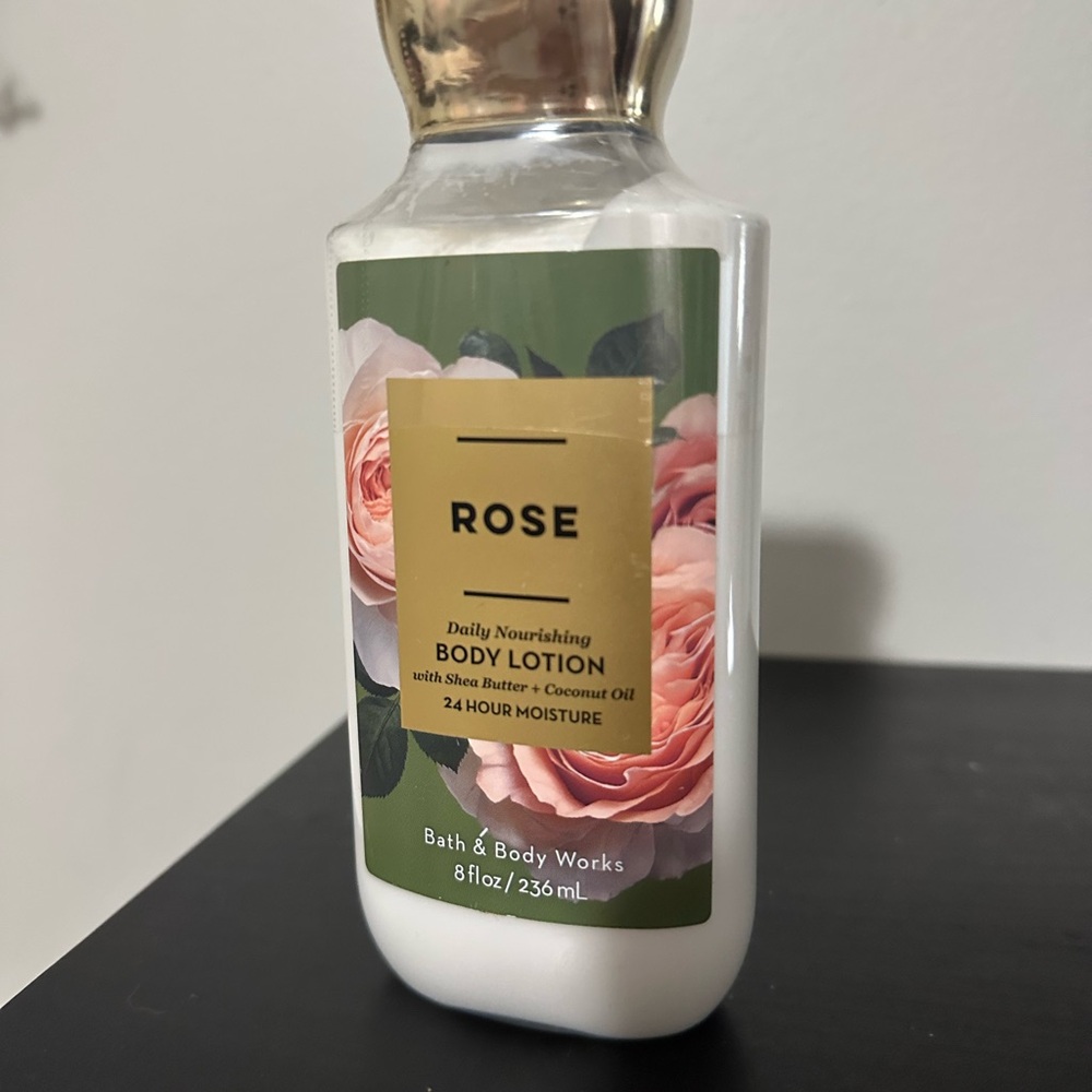 Bath & Body Works White Moisturizer & Body lotion